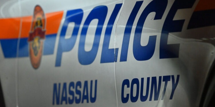 Un român căutat internațional și-a făcut permis de conducere cu numele lui David Beckham și a jefuit un magazin de bijuterii din SUA