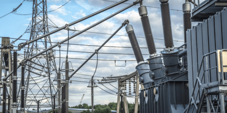 O iarnă geroasă ar putea forţa România să importe şi mai multă energie. Efectul: facturi mai mari la curentul electric