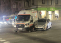 Accident în centrul Chișinăului cu implicarea unei ambulanțe aflate în misiune. Impactul a fost surprins de martori