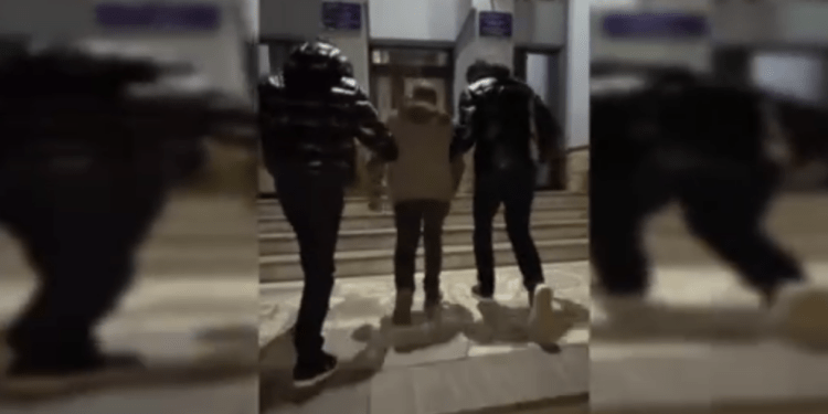 Curier de droguri prins în flagrant la Botanica: pachețele cu PVP, găsite asupra lui și ascunse în oraș