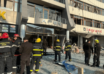 Explozie într-un business center din Baku: pagube majore și mai mulți răniți