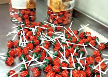 5 tone de bomboane toxice, oprite înainte să ajungă în magazine: ANSA depistează aditiv interzis în Moldova