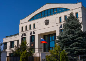Greșit și contraproductiv: Ambasada Rusiei în Moldova a reacționat la închiderea centrelor culturale