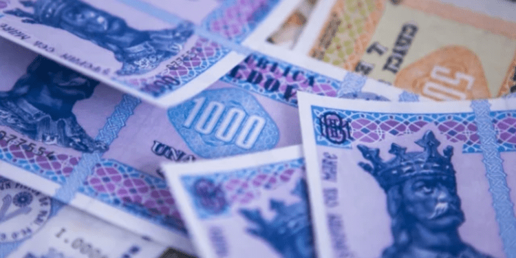 Conturi pline de milioane, vilă și Mercedes de lux: Așa trăiește un fost deputat PAS.