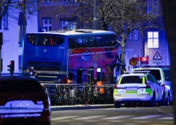 Șoferul autobuzului care a intrat într-o stație din Stockholm a fost eliberat