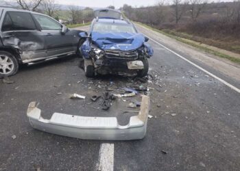 Accident grav pe traseul Chișinău–Leușeni: un șofer a ajuns la spital după o depășire periculoasă