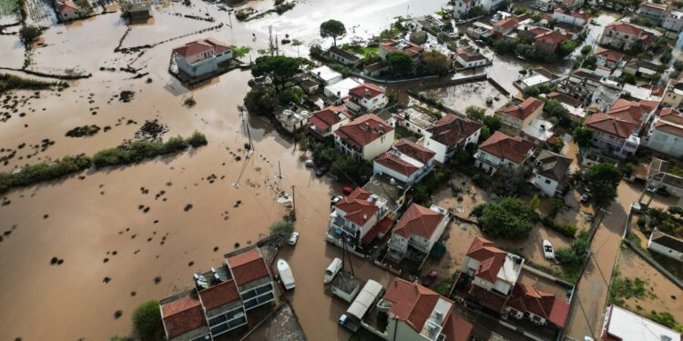 Insulele grecești din nord-estul Mării Egee, lovite de furtuni și ploi torențiale, care au provocat pagube semnificative