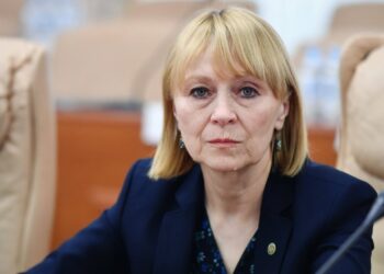 Acuzări dure în adresa lui Nemerenco: Copii mor, iar ministrul se laudă cu realizările