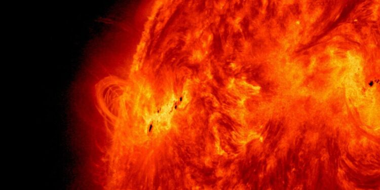 A avut loc cea mai puternică erupție solară din 2025, care a dus la perturbări radio pe Pământ. Risc de furtună geomagnetică severă