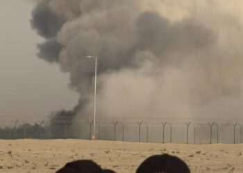 Momentul în care un avion militar se prăbușește în timpul unei demonstrații la Dubai Air Show. Pilotul nu a supraviețuit