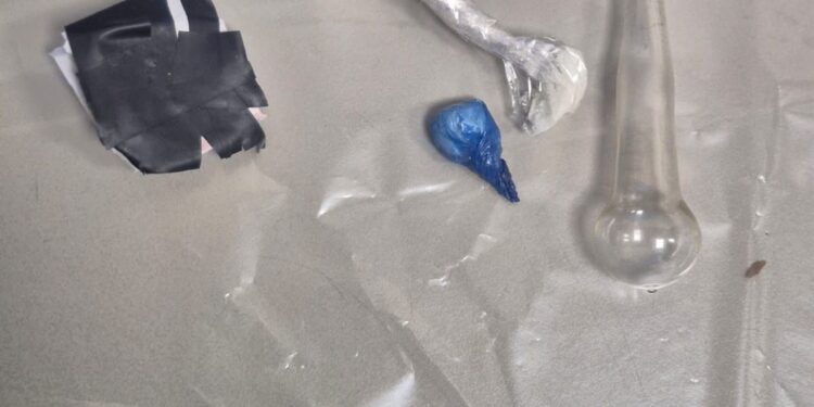 Cetățean turc, prins la Palanca cu substanțe narcotice ascunse în bagaj și… în șosetă