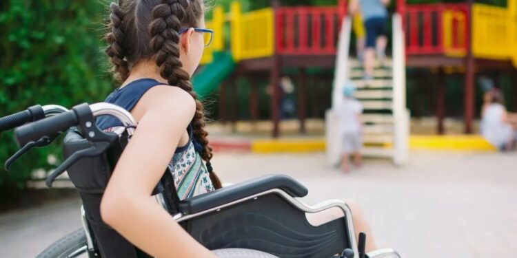 Сколько детей с особыми потребностями обучается в школах Молдовы