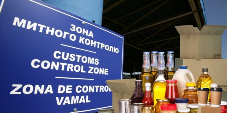 Алкогольные напитки, кофе и сладости: самые часто изымаемые на границе товары