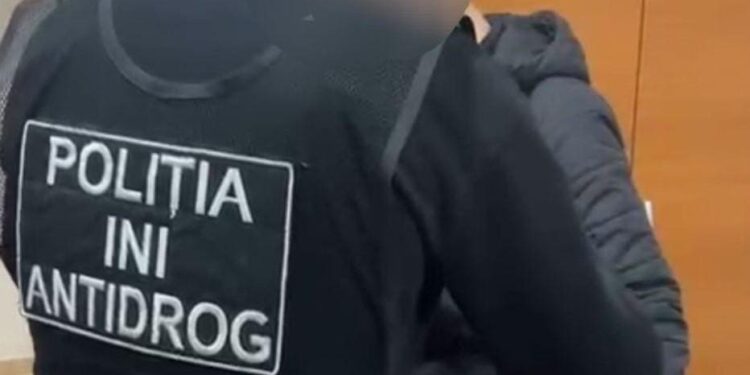 Четверо студентов колледжа в Кишиневе арестованы за продажу наркотиков: учились на IT-шников и бизнесменов