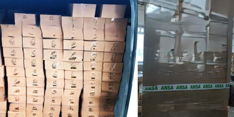 В Молдову пытались завезти 374 кг чая с пестицидами