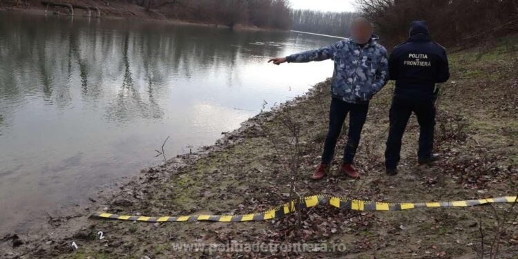 Un moldovean a trecut înot Prutul pentru a ajunge în Germania. Prins a doua oară la granița cu România
