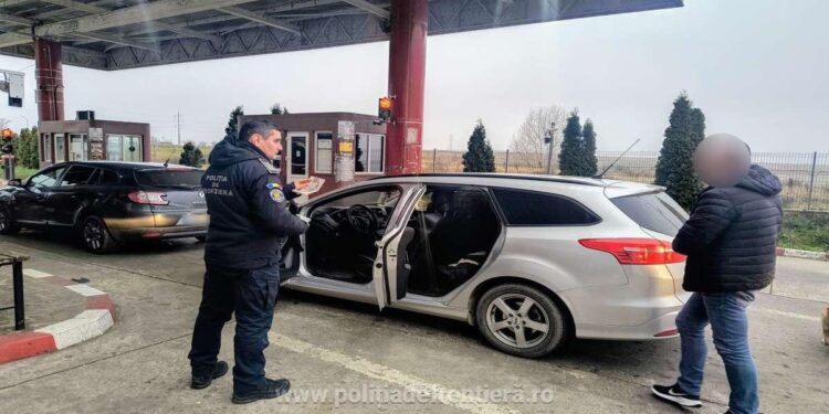 Un cetățean moldovean căutat pentru tentativă de omor, reținut la frontiera Stânca