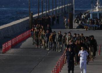 18 persoane, găsite moarte pe o barcă în derivă în largul coastelor insulei Creta