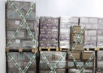 Cinci tone de ulei de palmier contaminate, blocate de ANSA înainte să ajungă pe piață