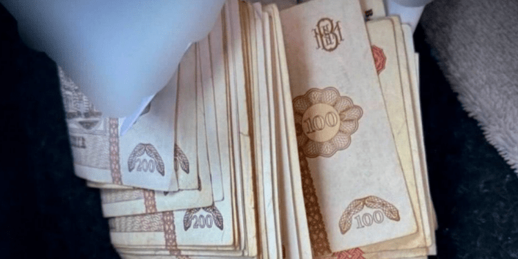 Mita nu a funcționat – 900 de pachete de țigări descoperite în mașina unui șofer