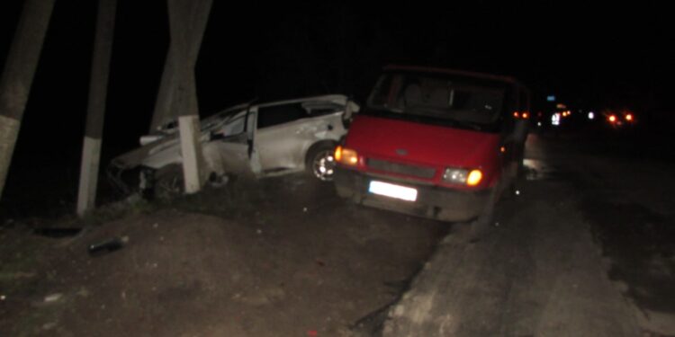 Un angajat al MAI se zbate între viață și moarte, în urma unui accident provocat de un șofer băut, la Rîșcani