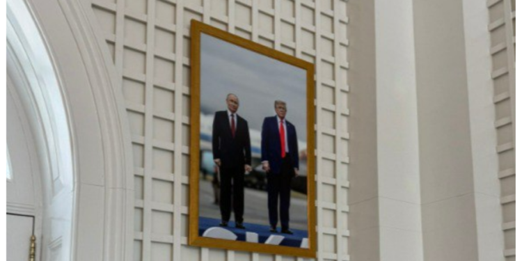 Tablou uriaș la Casa Albă: Trump, alături de liderul rus