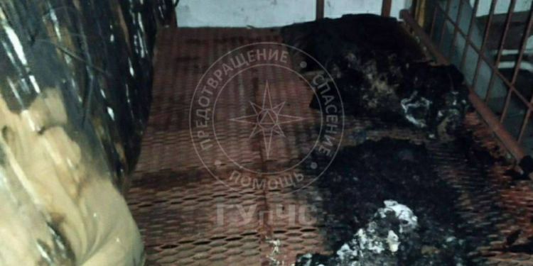 80 de persoane, evacuate de un centru psiho-neurologic. Au început să mocnească saltele