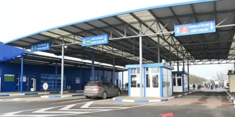 Bombă descoperită la postul vamal Tudora, în portbagajul unui ucrainean