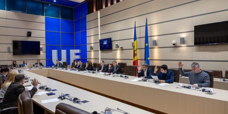 Парламент созывает весеннюю сессию: вотум недоверия Минсельхозу и визит глав парламентов стран Балтии