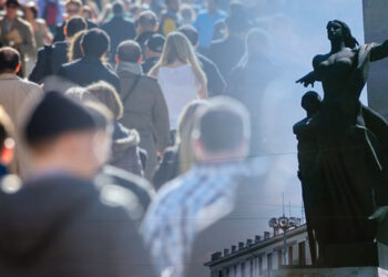 Война с памятниками вместо борьбы с бедностью: кишиневцы об инициативе Минкульта