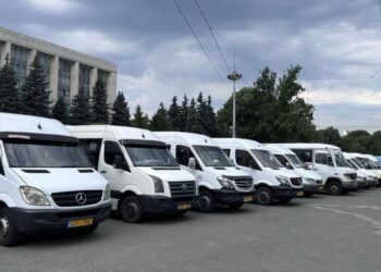 Transportatorii amenință cu proteste: ministerul acoperă scheme de corupție