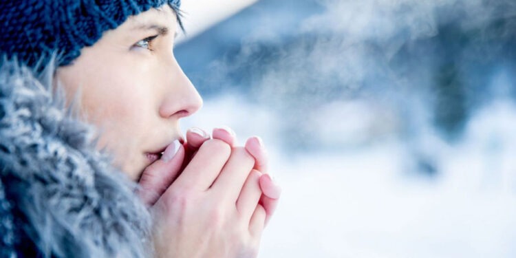 Снег сменится дождём: в стране похолодает до -15°C