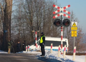 Moldovean arestat în Polonia, după ce a tras frâna de urgență a unui tren cu petrol