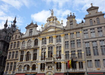 Правительство готово потратить на новое здание дипмиссии в ЕС 81 млн леев