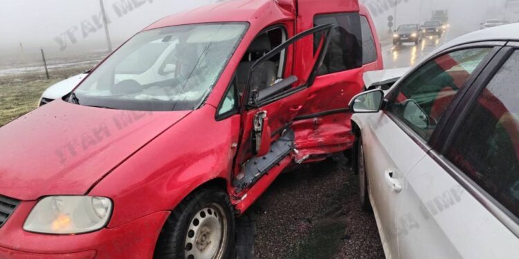 Серьезное ДТП у заправки: один из водителей госпитализирован