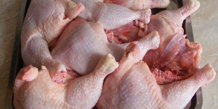 Moldova riscă să piardă 40 de milioane de dolari din cauza ”războiului cărnii de pasăre” cu Ucraina