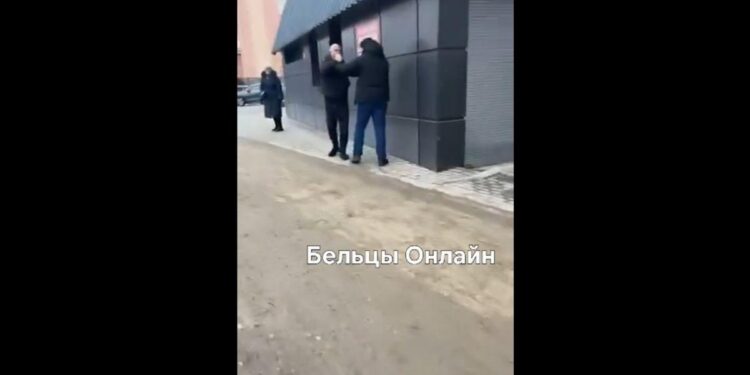 Bătaie cu implicarea unui angajat MAI, la Bălți. A ajuns cu nasul fracturat la spital