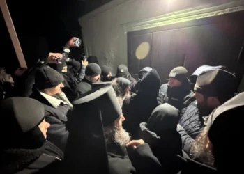 Noi detalii scandaloase în jurul alegerii preotului la biserica din Dereneu