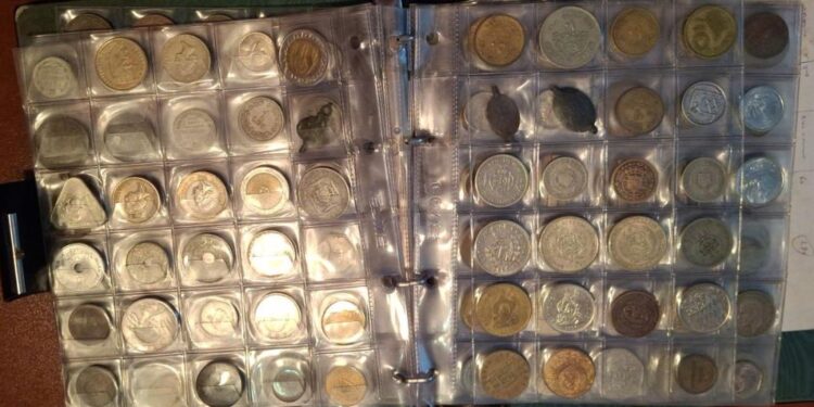 Археологическое наследие на черном рынке: в Бельцах изъято более 300 древних монет