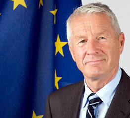 Politician european care a sprijinit venirea la putere a PAS, acuzat de legături cu pedofilul Epstein