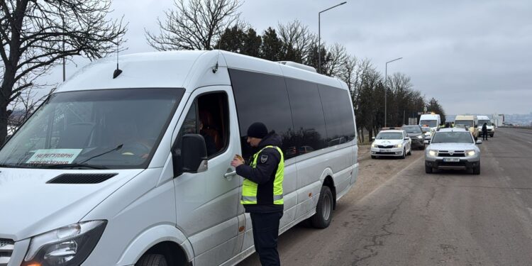 В первый день проверок пассажирских перевозок, проводимых агентством ANTA, выявлено более 20 нарушений