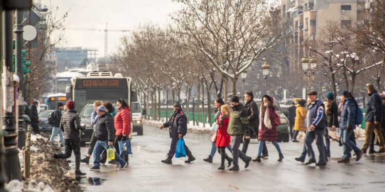 Declin demografic accentuat. Datele INS arată 4,16 milioane mai puțini români în 35 de ani