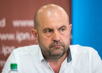 Contracte cu o firmă, vizată în delapidarea fondurilor — semnate în prezența ministrului Bolea