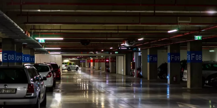 В Румынии подземные парковки могут быть использованы в качестве укрытий для населения в случае войны, заявляет Раед Арафат