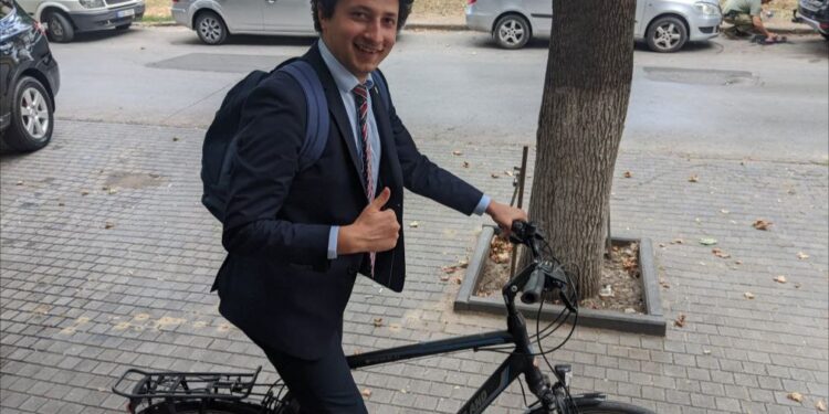 Андрей Ионицэ: Из-за поправок Раду Мариана молдаване переплатили за топливо 100 миллионов леев за две недели