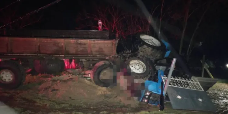 Смертельное ДТП в Штефан-Водэ: мужчина погиб в результате опрокидывания трактора