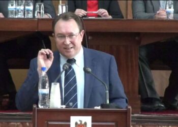 Tănase: legea e schimbată pentru o persoană anume – este un precedent periculos