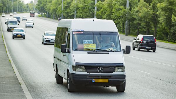 Asociația transportatorilor auto anunță suspendarea masivă a curselor naționale și internaționale începând de mâine