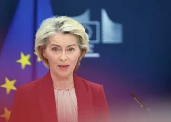 Berliner Zeitung: «Начались галлюцинации». ЕС взбунтовался против Урсулы фон дер Ляйен