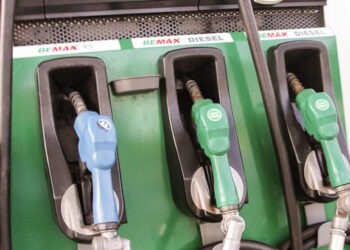 Șoferi, despre scumpirea carburanților: portofelele noastre, din nou golite